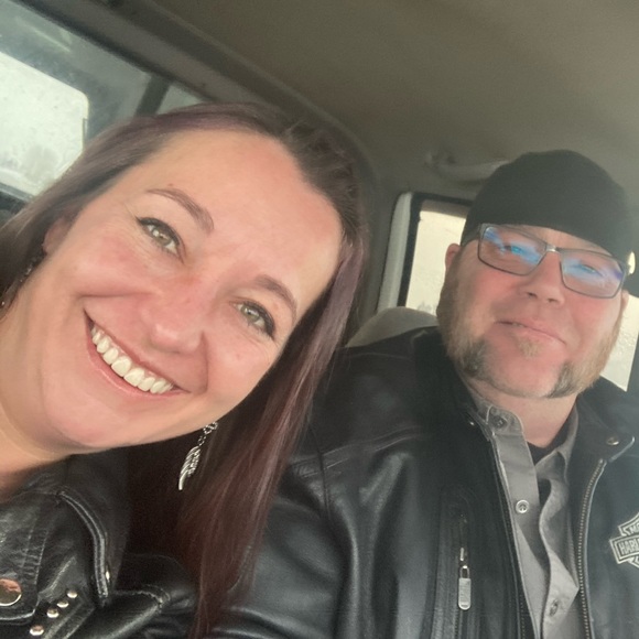 Meet your Posher, Sarah - Picture 3 of 3